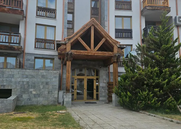 アパート Emerald Buddha