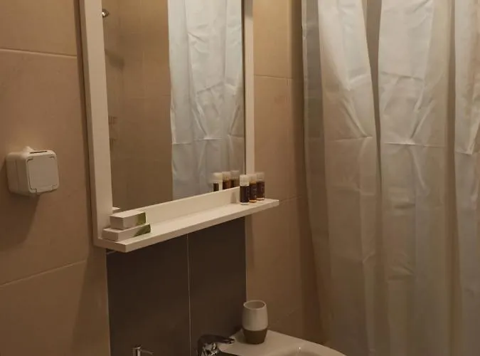 Emerald Buddha アパート バンスコ