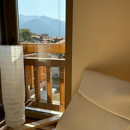 Emerald Buddha Apartment Bansko